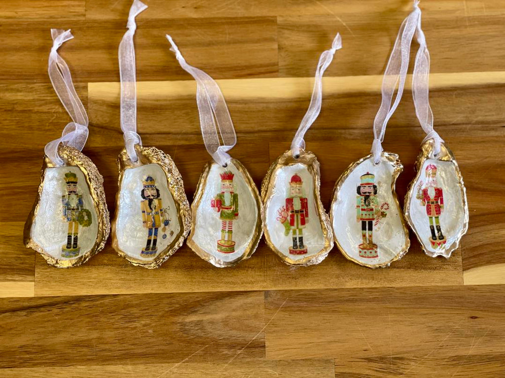 Nutcracker Shell Ornaments Set